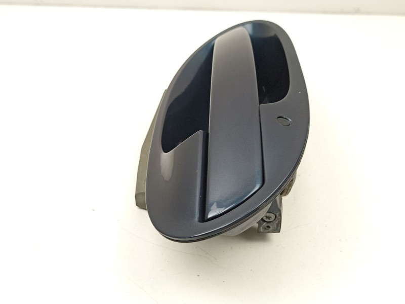 Recambio de manilla trasera derecha para bmw 7 (e65, e66, e67) 745 i, li referencia OEM IAM 51217191892  