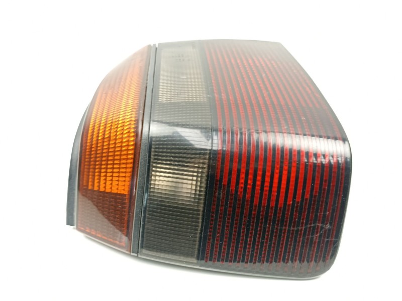 Recambio de piloto trasero izquierdo para volkswagen golf iii (1h1) 2.0 gti 16v referencia OEM IAM 1H6945111B  