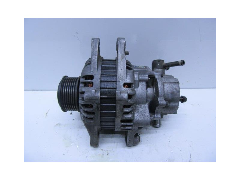 Recambio de alternador : kia sorento : 2.5 crdi (140,04cv) [2004] para kia sorento 2.5 crdi referencia OEM IAM 37300-4A110  