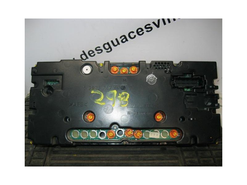 Recambio de cuadro instrumentos : volkswagen vento : 1.8 gasolina [1992] para volkswagen vento 1.8 gasolina referencia OEM IAM 1