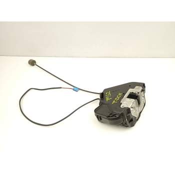 CERRADURA PUERTA TRASERA DERECHA A2037300235 