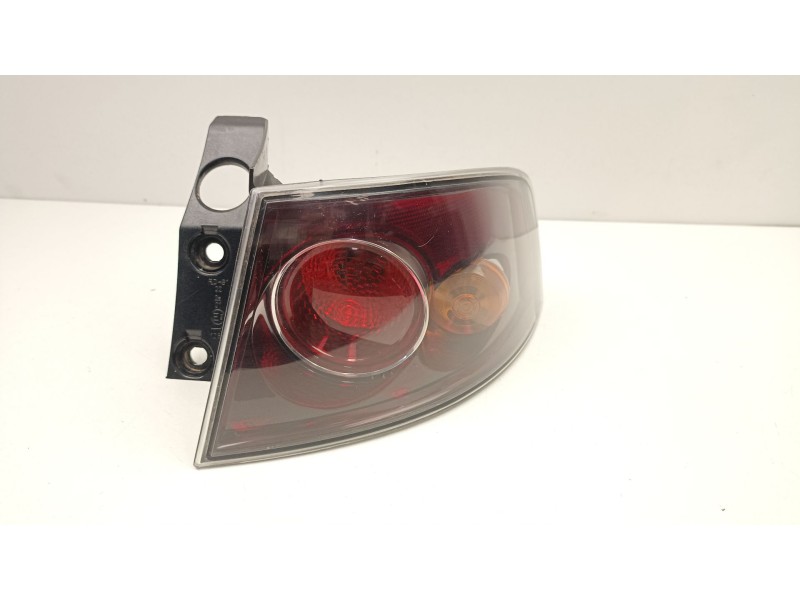 Recambio de piloto trasero derecho para seat ibiza iii (6l1) 1.4 16v referencia OEM IAM 6L6945112D  6L6945096E