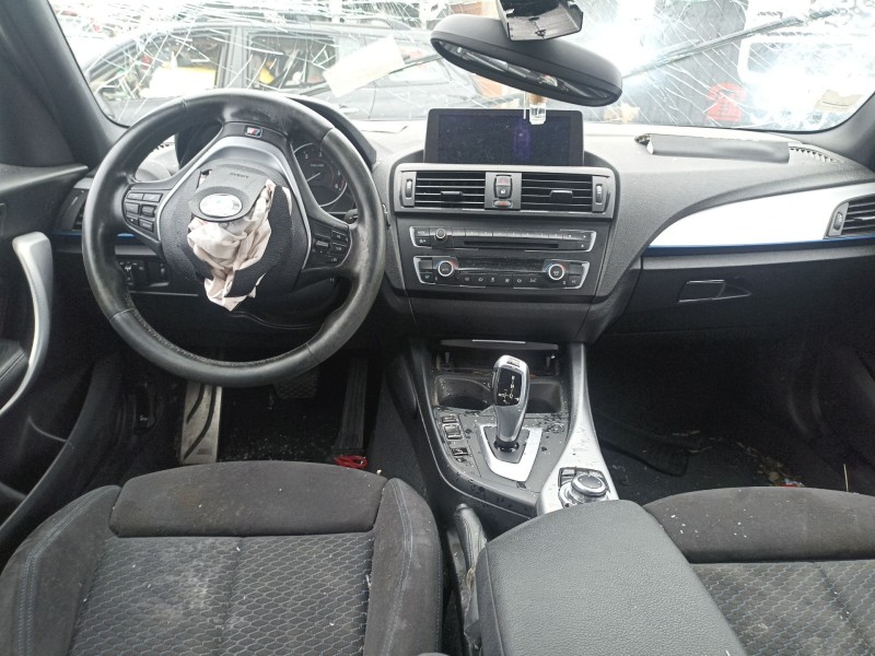 bmw 1 (f20) del año 2011