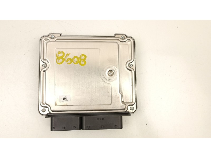 Recambio de centralita para bmw 1 (f20) 118 d referencia OEM IAM 8573258 0281019679 