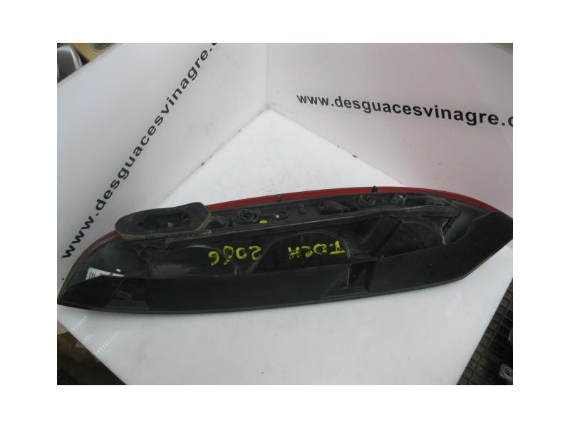 Recambio de piloto trasero dch. : opel corsa : 1.0 g - z10xe 3p [2001] para opel corsa 1.0 g - z10xe referencia OEM IAM   