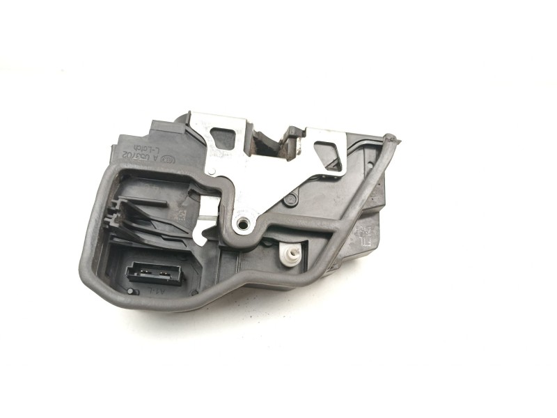 Recambio de cerradura puerta delantera izquierda para bmw 1 (f20) 118 d referencia OEM IAM 7229461  