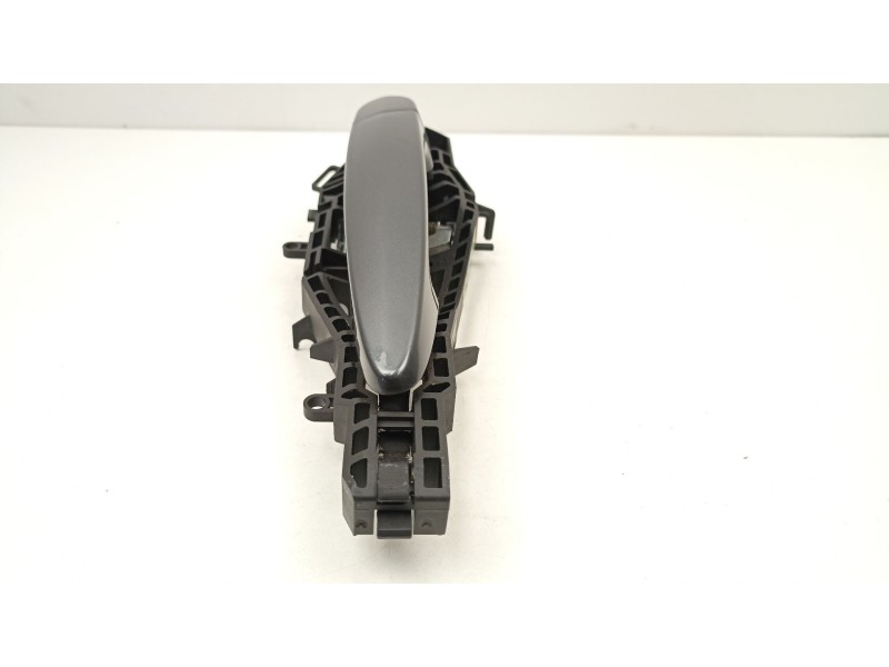 Recambio de manilla trasera derecha para bmw 1 (f20) 118 d referencia OEM IAM 51217242568  