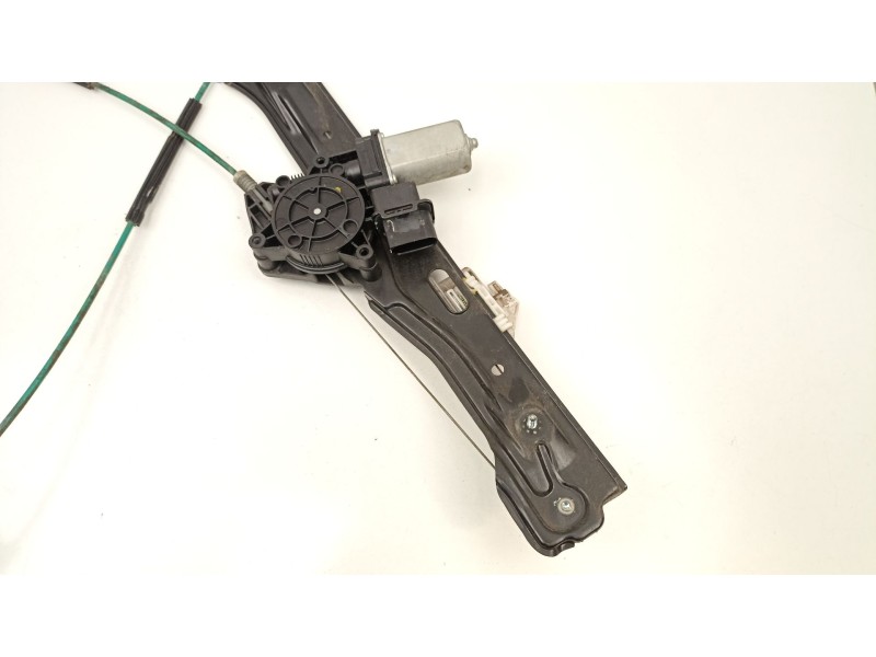 Recambio de elevalunas delantero izquierdo para bmw 1 (f20) 118 d referencia OEM IAM 51337281881  