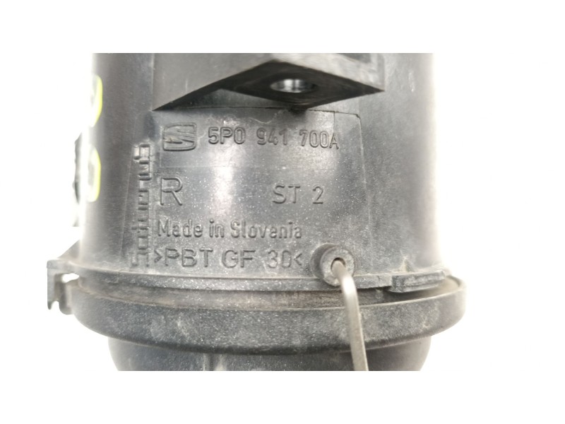 Recambio de antiniebla derecho para seat ibiza iii (6l1) 1.4 16v referencia OEM IAM 5P0941700A  