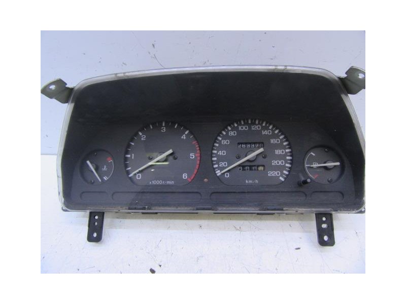 Recambio de cuadro instrumentos : rover 220 : 2.0 td (85,65cv) [1997] para rover  220 2.0 td referencia OEM IAM AR0025004  