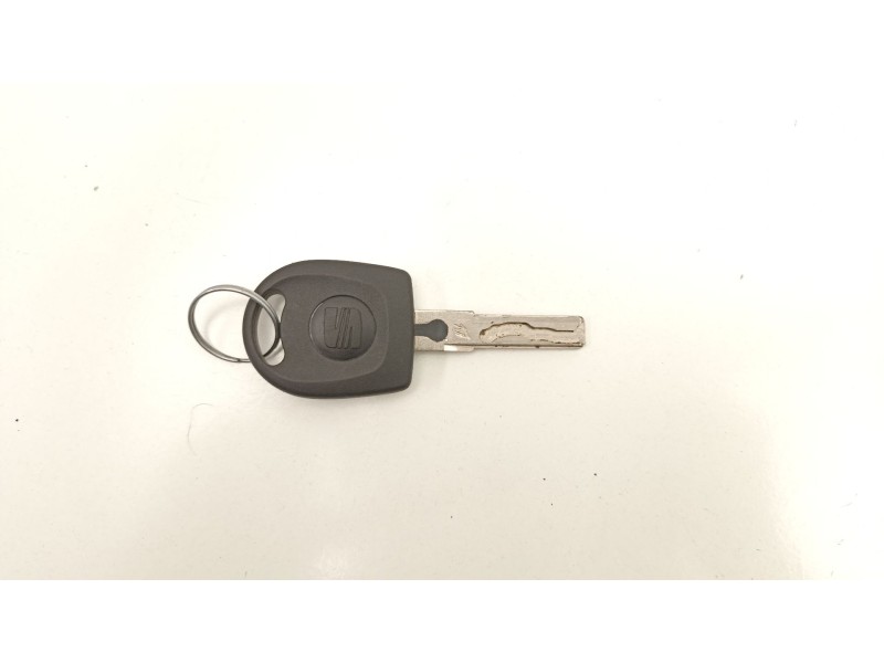 Recambio de conmutador de arranque para seat ibiza iii (6l1) 1.4 16v referencia OEM IAM 4B0905851C  