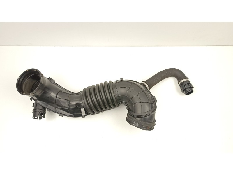 Recambio de tubo admision para bmw 1 (f20) 120 d referencia OEM IAM 13717810745  
