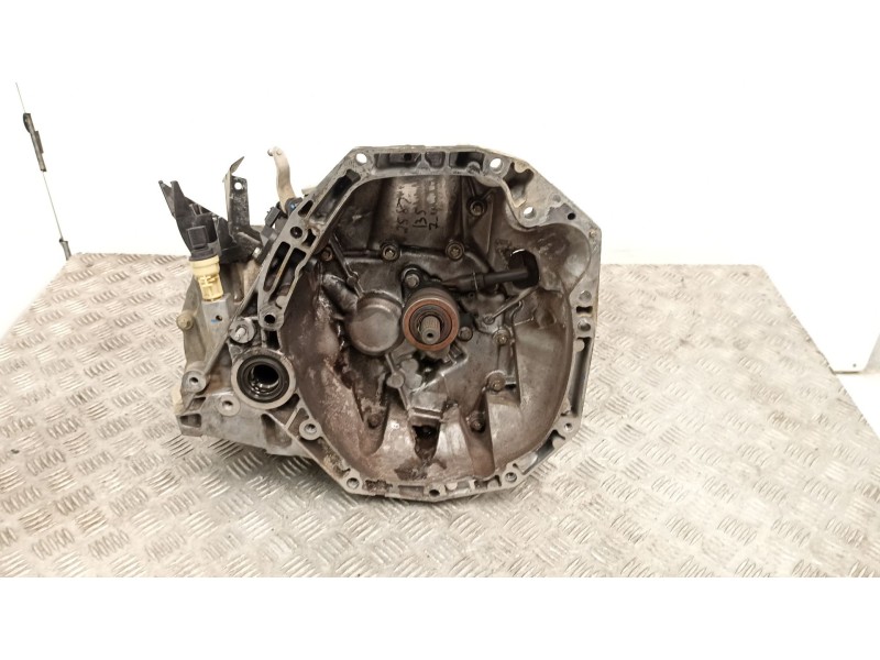 Recambio de caja cambios 5v turbo diesel para dacia duster (hs_) 1.5 dci referencia OEM IAM JR5189  