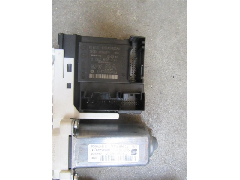 Recambio de elevalunas elec. del. dch. : seat leon : 1.9 tdi bls (105cv) [2010] para seat leon 1.9 tdi bls referencia OEM IAM   