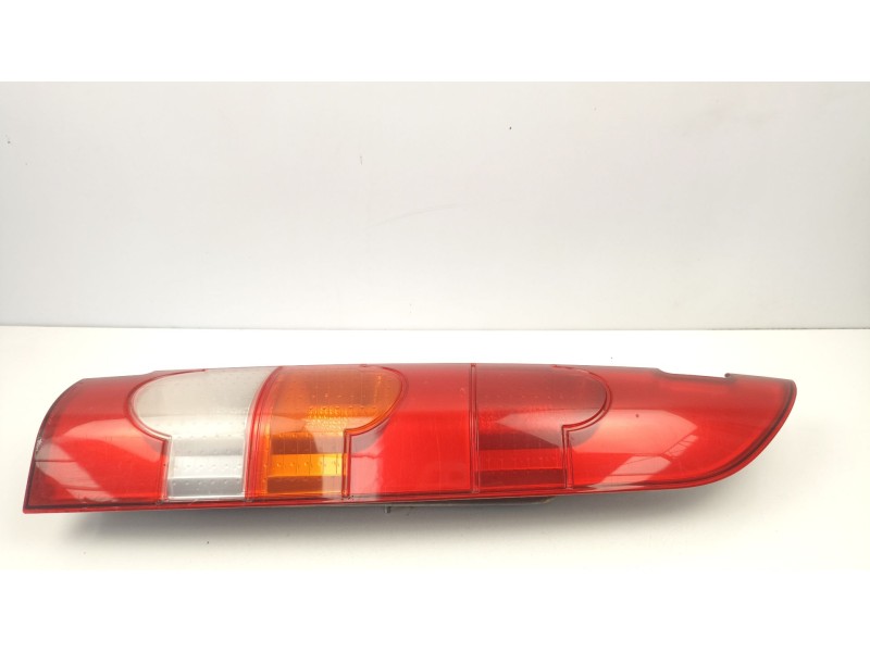 Recambio de piloto trasero derecho para renault kangoo express (fc0/1_) 1.5 dci referencia OEM IAM 8200150621  