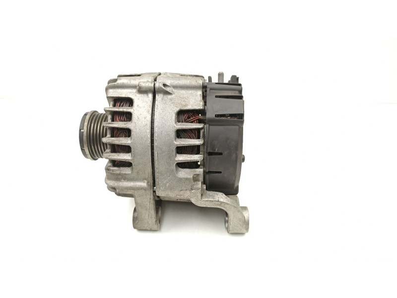 Recambio de alternador para bmw 1 (f20) 118 d referencia OEM IAM 7823343 FG18S045 