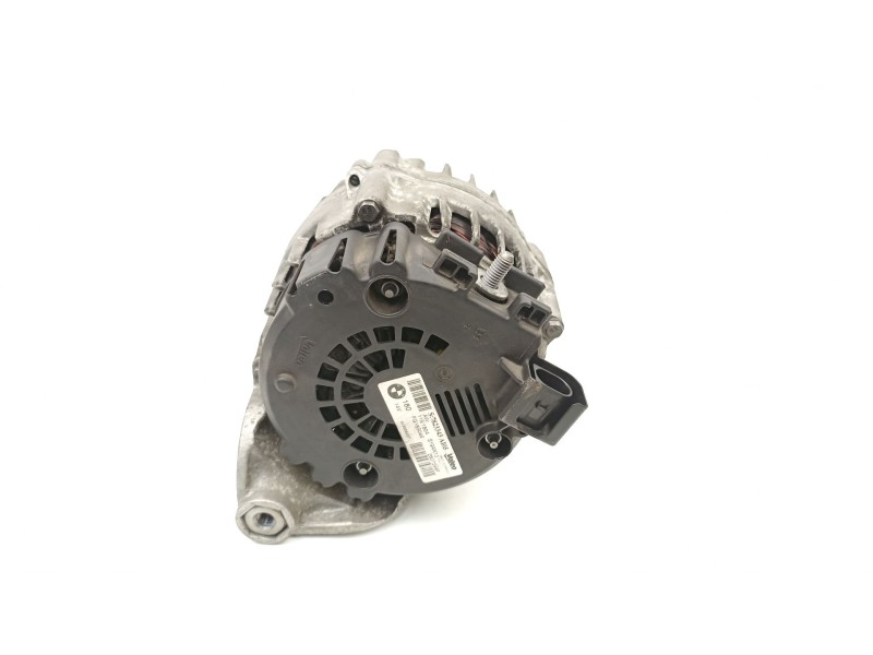 Recambio de alternador para bmw 1 (f20) 118 d referencia OEM IAM 7823343 FG18S045 