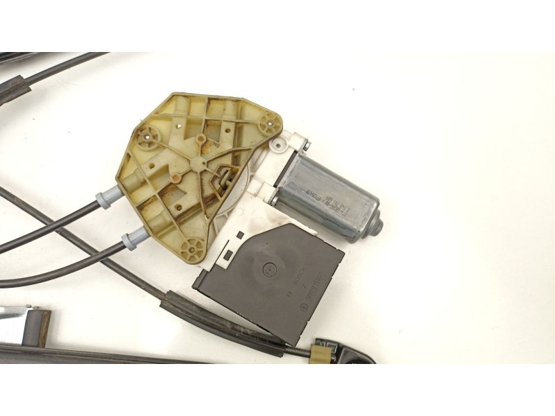 Recambio de elevalunas delantero izquierdo para seat leon (1p1) 1.9 tdi referencia OEM IAM 1P0837401E 1K0959793M 1T0959701G