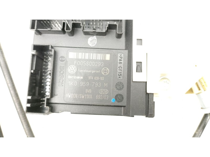 Recambio de elevalunas delantero izquierdo para seat leon (1p1) 1.9 tdi referencia OEM IAM 1P0837401E 1K0959793M 1T0959701G