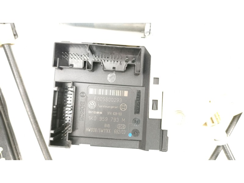 Recambio de elevalunas delantero izquierdo para seat leon (1p1) 1.9 tdi referencia OEM IAM 1P0837401E 1K0959793M 1T0959701G