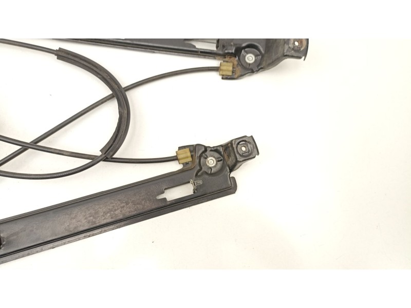 Recambio de elevalunas delantero derecho para seat leon (1p1) 1.9 tdi referencia OEM IAM 1P0837402E 1K0959792M 1T0959702G