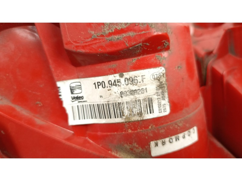Recambio de piloto trasero derecho para seat leon (1p1) 1.9 tdi referencia OEM IAM 1P0945096F  