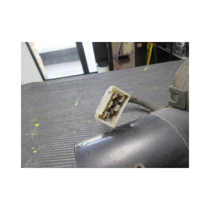 Recambio de motor limpia delantero : m. benz sprinter : 310d - 2.9 d -602980 (102cv) 5p [1998] para m. benz sprinter 310d - 2.9 