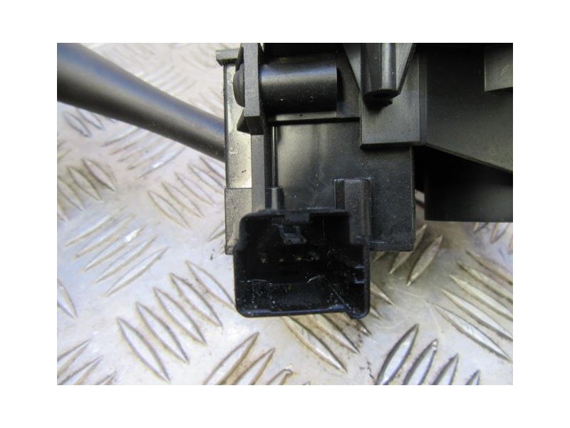 Recambio de mando luces y limpias : chrysler voyager : 2.5 td (142,76cv) [2002] para chrysler voyager 2.5 td referencia OEM IAM 