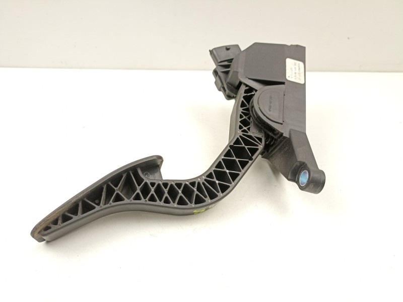 Recambio de potenciometro aceleracion para chevrolet nubira 1.5 crdi referencia OEM IAM 96436052  