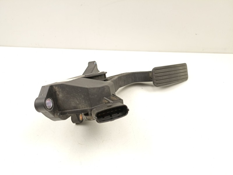 Recambio de potenciometro aceleracion para chevrolet nubira 1.5 crdi referencia OEM IAM 96436052  