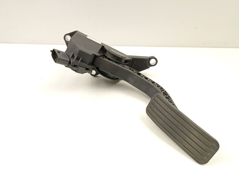 Recambio de potenciometro aceleracion para chevrolet nubira 1.5 crdi referencia OEM IAM 96436052  