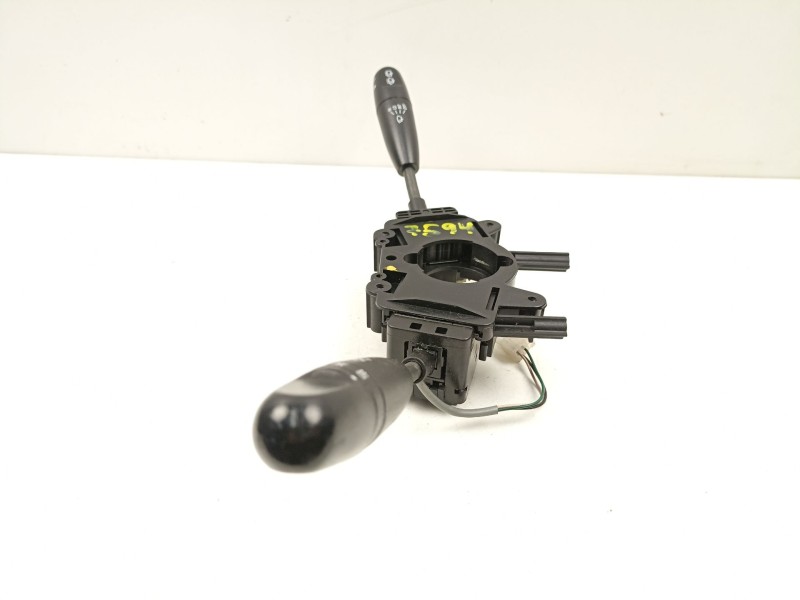 Recambio de mando luces y limpias para chevrolet kalos 1.4 se referencia OEM IAM 96540686  96540683