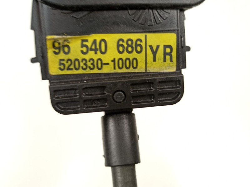 Recambio de mando luces y limpias para chevrolet kalos 1.4 se referencia OEM IAM 96540686  96540683