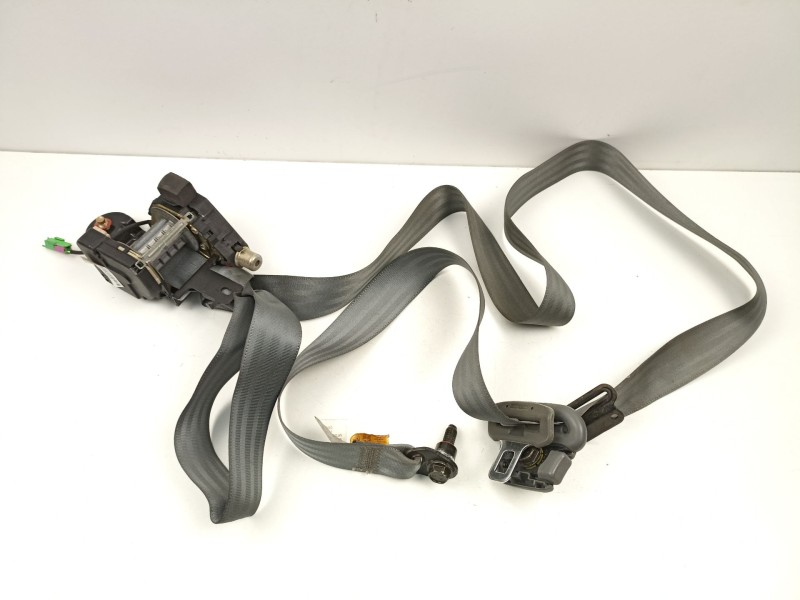 Recambio de cinturon seguridad delantero derecho para daewoo nubira 1.8 g t18sed referencia OEM IAM 96414898  