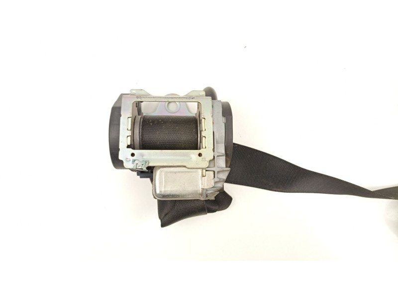 Recambio de cinturon seguridad trasero derecho para mercedes-benz a 160 2.0 cdi referencia OEM IAM A1698600685  