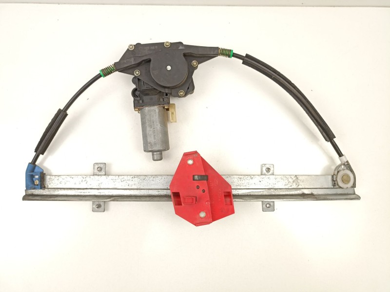 Recambio de elevalunas delantero izquierdo para ford mondeo ii (bap) 1.8 td referencia OEM IAM 93BBF23201B  