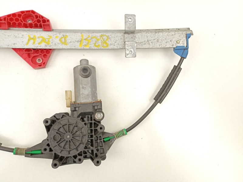 Recambio de elevalunas delantero derecho para ford mondeo ii (bap) 1.8 td referencia OEM IAM 93BBF23200B  