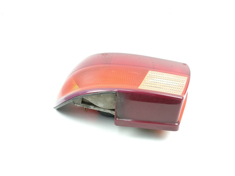 Recambio de piloto trasero derecho para ford mondeo 1.8 g referencia OEM IAM 93BG13A602AC  