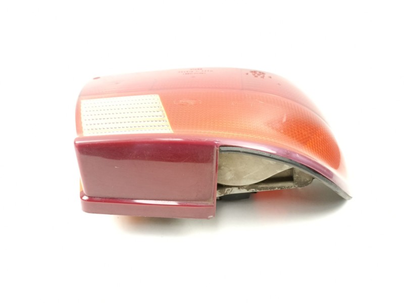 Recambio de piloto trasero izquierdo para ford mondeo 1.8 g referencia OEM IAM 93BG13A603AA  