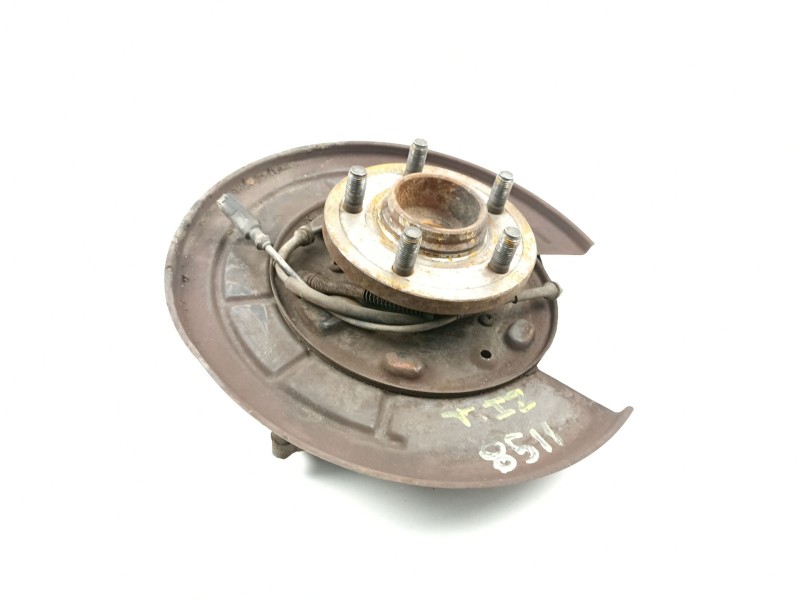 Recambio de mangueta trasera izquierda para land rover discovery iii (l319) 2.7 td 4x4 referencia OEM IAM RLH500030  