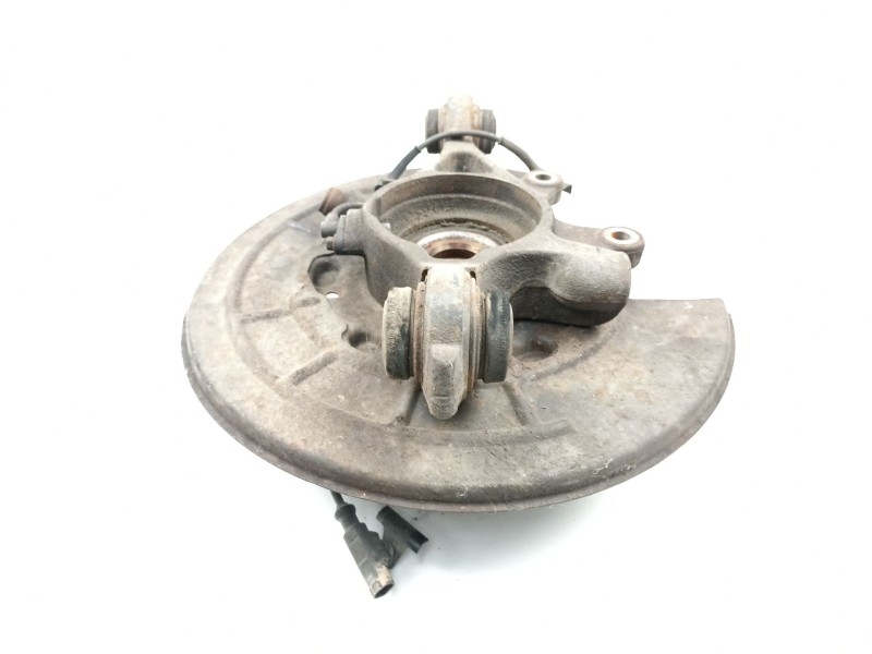 Recambio de mangueta trasera derecha para land rover discovery iii (l319) 2.7 td 4x4 referencia OEM IAM RLH500020  