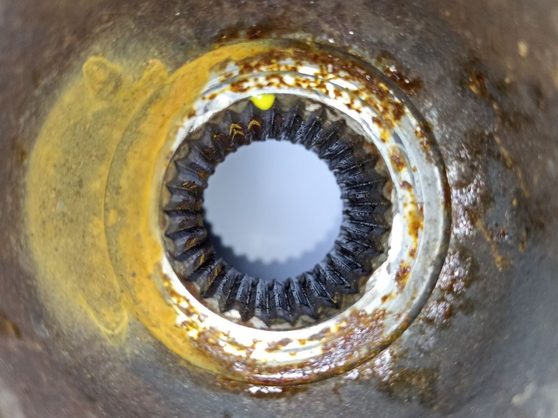 Recambio de mangueta delantera izquierda para land rover discovery iii (l319) 2.7 td 4x4 referencia OEM IAM RUB000234  