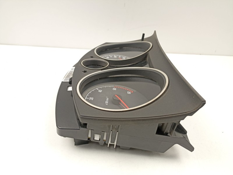Recambio de cuadro instrumentos para opel zafira / zafira family b (a05) 1.7 cdti (m75) referencia OEM IAM 13309003  
