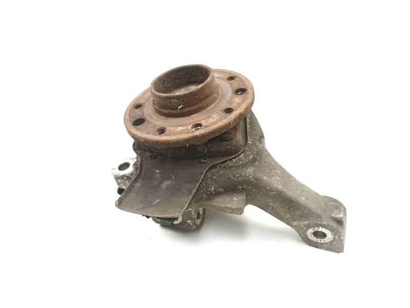 Recambio de mangueta delantera izquierda para opel vectra 2.0 dti referencia OEM IAM 13136696  