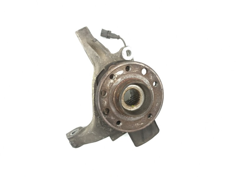 Recambio de mangueta delantera derecha para opel vectra 2.0 dti referencia OEM IAM 13136697  