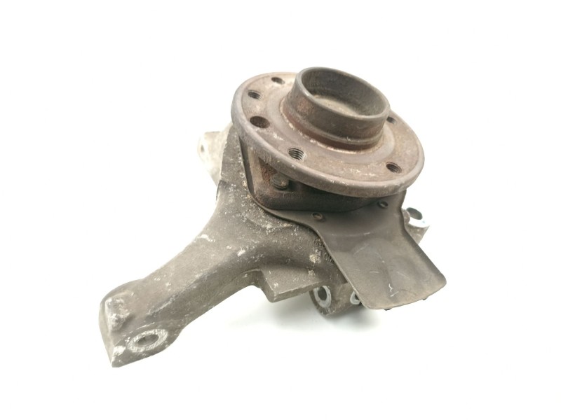 Recambio de mangueta delantera derecha para opel vectra 2.0 dti referencia OEM IAM 13136697  