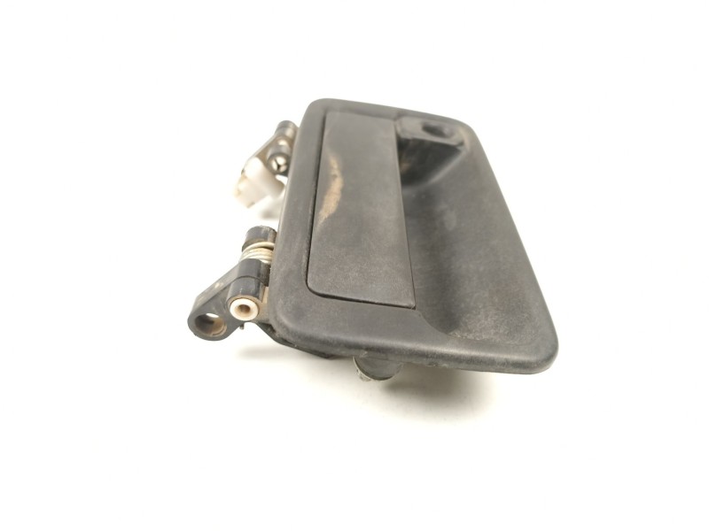 Recambio de manilla delantera izquierda para suzuki santana 300/350 2.0 tdi 4x4 referencia OEM IAM 8282085C005PK  