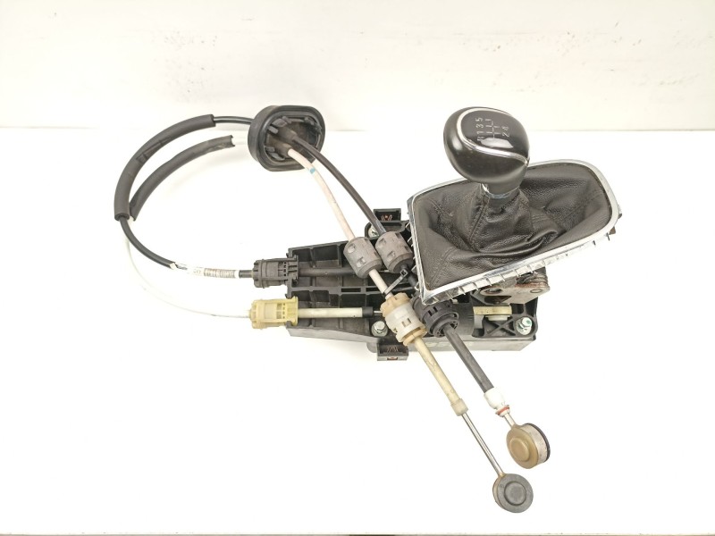 Recambio de palanca cambio manual para opel astra j (p10) 1.3 cdti (68) referencia OEM IAM 55575258  