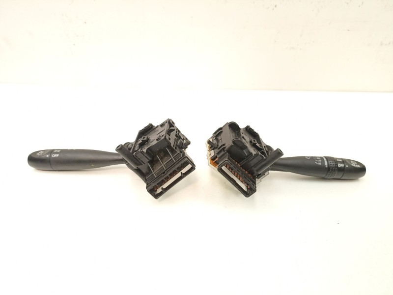 Recambio de mando luces y limpias para hyundai getz 1.5 crdi referencia OEM IAM 934201C130  934101C200