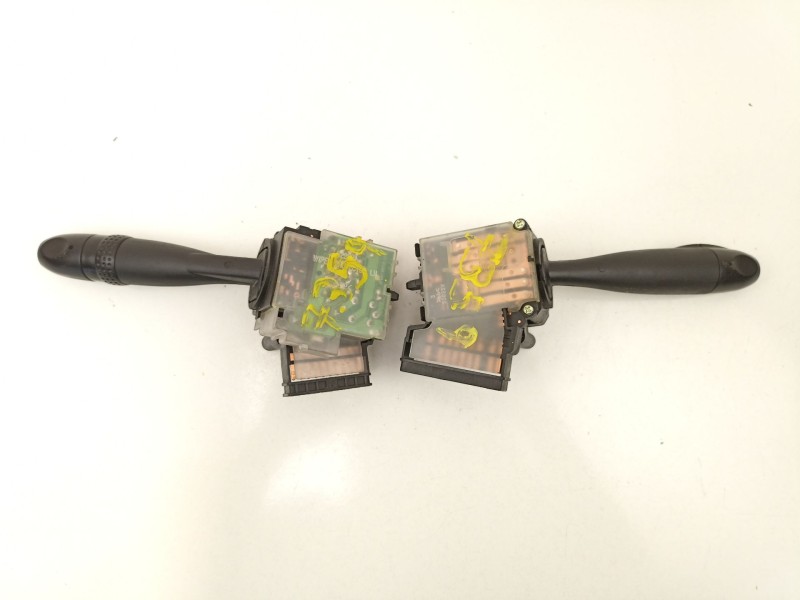 Recambio de mando luces y limpias para hyundai getz 1.5 crdi referencia OEM IAM 934201C130  934101C200